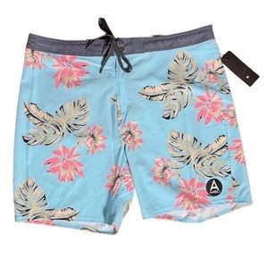 NWT Ambig Tropical Print Board Shorts